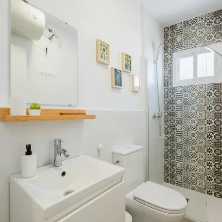 Estudio En Jerez Centro, Frente A Gonzalez Byass Apartment *